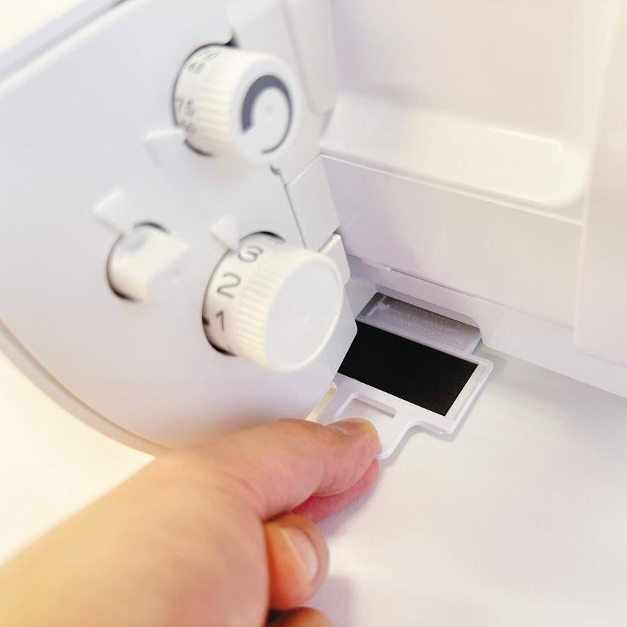 ベビーロック baby lock トリムポケット 切りくず受け（SAKURA,縫希星専用） パーツNo.F1-70K01-B | ベビーロック | 01