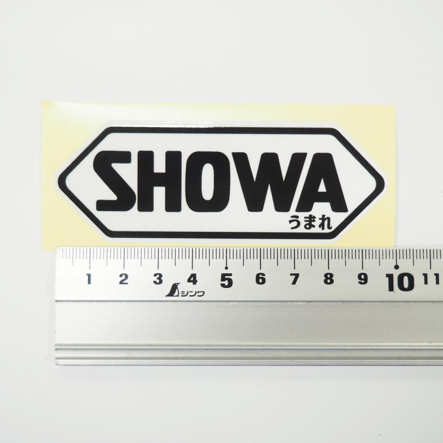反射） 白 昭和生まれ パロディーステッカー SHOWAうまれ 1枚 9.8cm