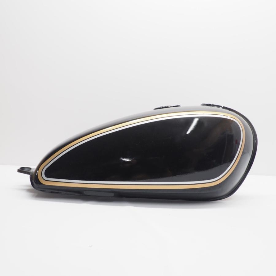 ヤマハ Sr400 タンクデカール 左右セット かっこいい 金銀 メタリックライン 簡単カスタム Yamaha Deymhsrgsline1 マニアックコレクション 通販 Yahoo ショッピング