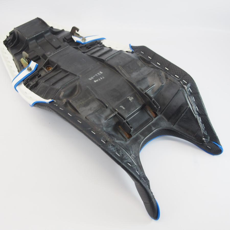 ホーネット250 MC31 タックロールシート 黒白 加工後未使用 中古 ホーネット250 MC31 タックロールシート 黒白 加工後未使用 中古