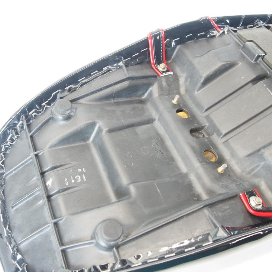 ゼファーχ ZR400G 96-09年 タックロールシート 黒エナメル 赤 ゼファーχ ZR400G 96-09年 タックロールシート 黒エナメル 赤