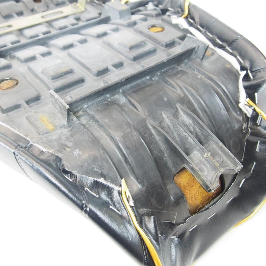 バリオス1 ZR250A チョビ三段シート 黒 金パイピング 加工後未 バリオス1 ZR250A チョビ三段シート 黒 金パイピング 加工後未
