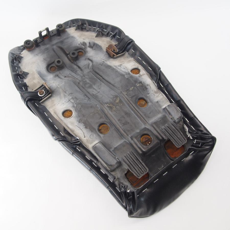 GB250 クラブマン 4型 MC10 タックロールシート 黒 加工後未使用 GB250 クラブマン 4型 MC10 タックロールシート 黒 加工後未使用