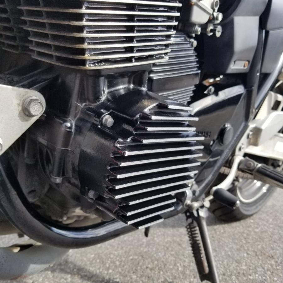 mc.maniac製 XJR400 XJR400R エンジンカバー 左右セット 黒 mc.maniac製 XJR400 XJR400R エンジンカバー 左右セット 黒
