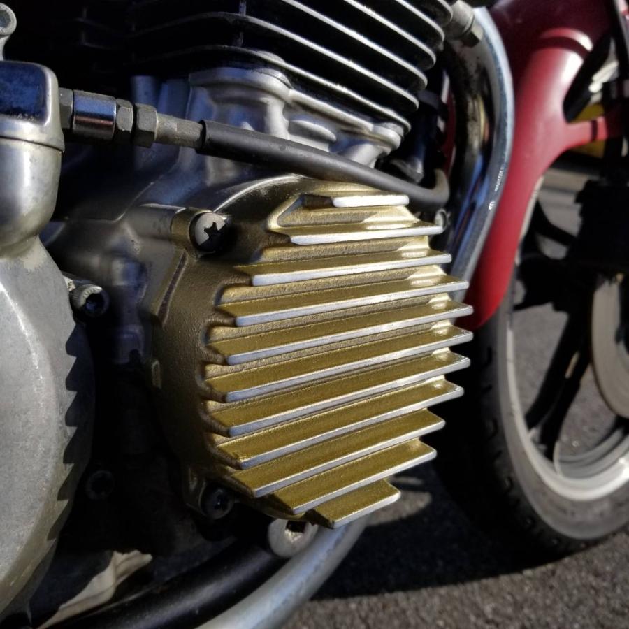 mc.maniac製 XJR400 XJR400R エンジンカバー 右 金 ポイント mc.maniac製 XJR400 XJR400R エンジンカバー 右 金 ポイント