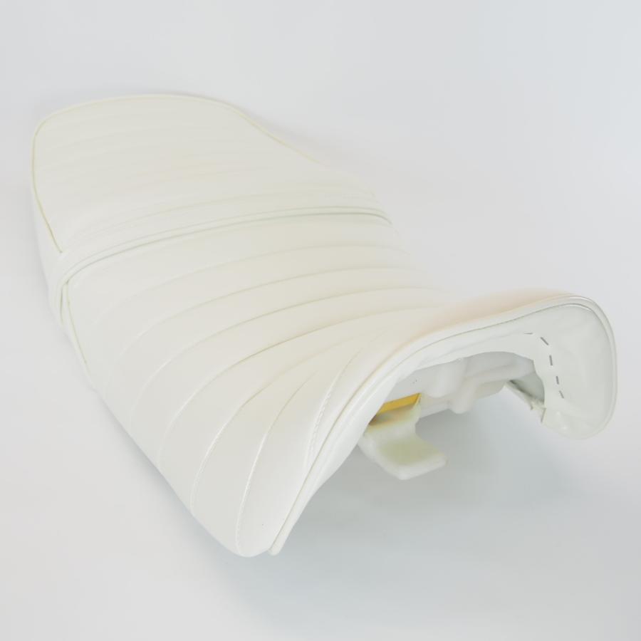 XJR1200 XJR1300 94-99年 タックロールシート ローダウン XJR1200 XJR1300 94-99年 タックロールシート 黒 加工後未使用