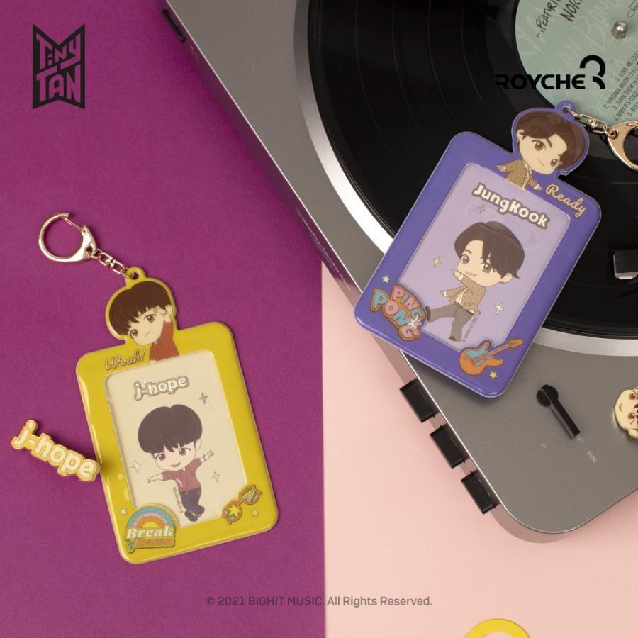 BTS Jungkook 4カットフォトキーホルダー BTS ジョングク グク 4カット アクリル キーホルダー - メルカリ
