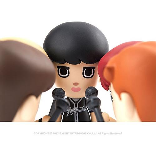 EXOコップのEXO フィギュア