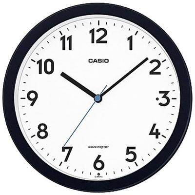 カシオ 電波時計 壁掛け時計 アナログ 掛け時計 おしゃれな ブラック 黒 アラビア数字 (CL18MR02) 見やすい LED ライト付き 秒針 音がしない 小型 電波掛時計