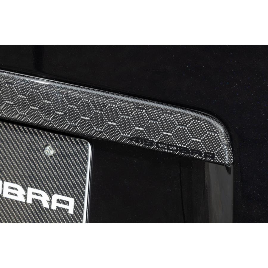 415コブラ　リアゲートガーニッシュ　綾織カーボン　ハイエース 200系 ハイエース リアゲートガーニッシュ カーボン 415コブラ