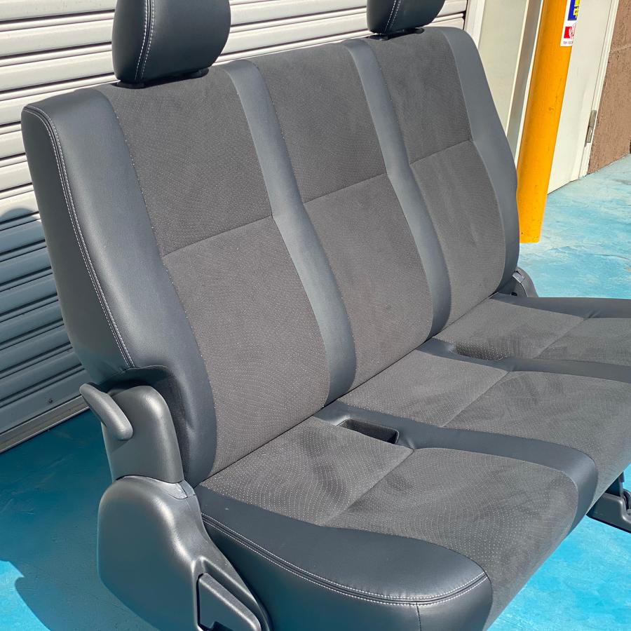 ハイエース 中古品 トヨタ純正 200 スーパーGL ダークプライムII ハイエース 中古品 トヨタ純正 200 スーパーGL ダークプライムII