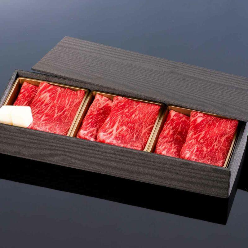 熊野牛 すき焼き極上肩 300g  (約2〜3人前)  |敬老の日 お歳暮 和歌山 熊野 紀州 肉 お肉 高級 ギフト プレゼント 贈答 自宅用 | 熊野肉 | 01