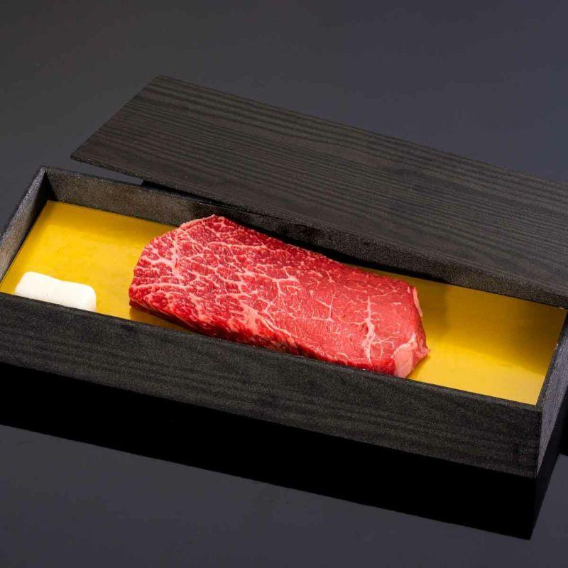 熊野牛 ステーキ上モモ 200g (1枚)  |敬老の日 お歳暮 和歌山 熊野 紀州 肉 お肉 高級 ギフト プレゼント 贈答 自宅用 | 熊野肉 | 01