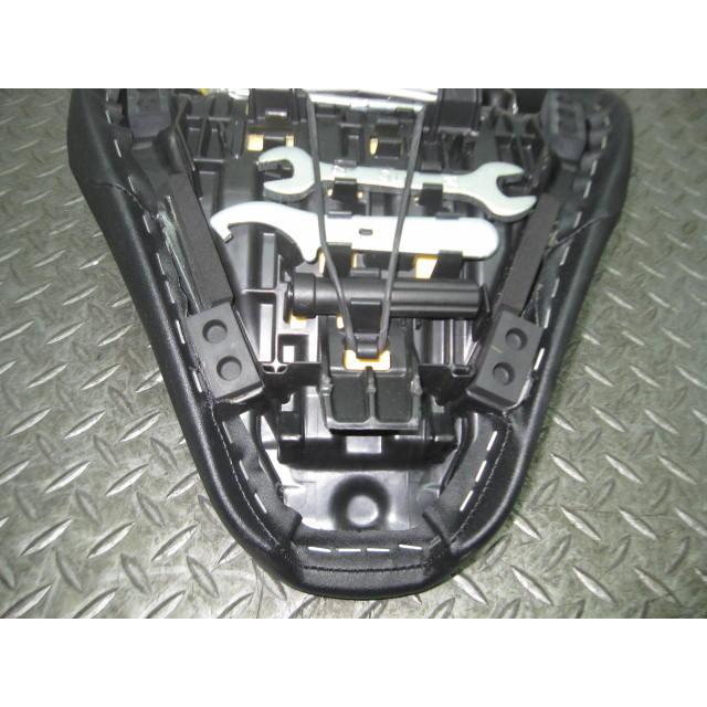 ホンダ レブル250A MC49 純正メインシート 破け無し 黒ブラック 77100