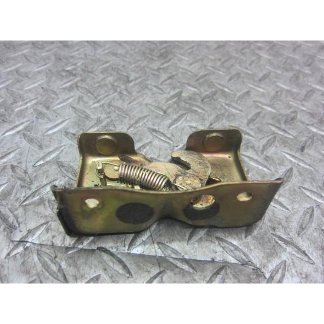 ホンダ ジョーカー50 AF42 シートロック AF42-1014** ホルダー : ec2-s2-h524-510 : MCパーツ - 通販 ...