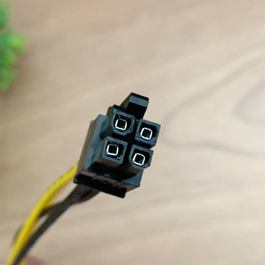 CPU電源変換ケーブル】 新品 電源変換ケーブル IDE電源 から CPU 4ピン