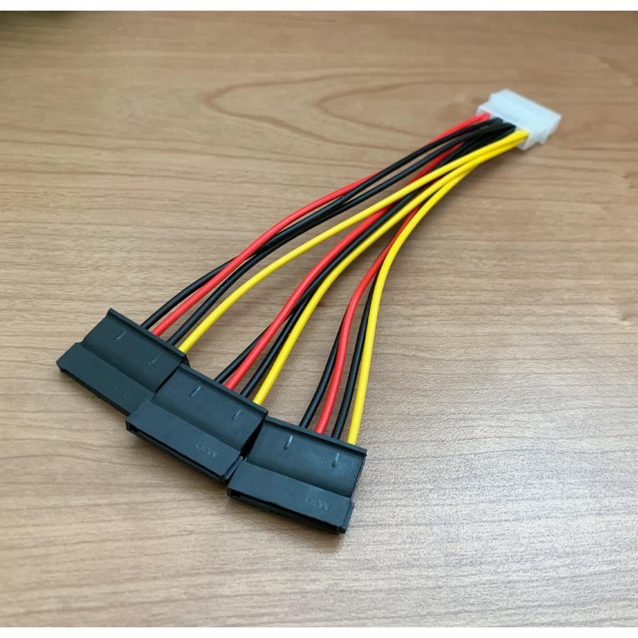 新品 ペリフェラル IDE (オス) ⇔ SATA 電源 (メス)x3 分岐ケーブル