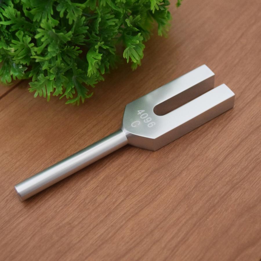 〈美品〉B243 Hz 大型音叉　ビッグ・チューニングフォーク　瞑想　ヒーリング 楽天市場】チューニングフォーク 8本セット 瞑想グッズ 音叉