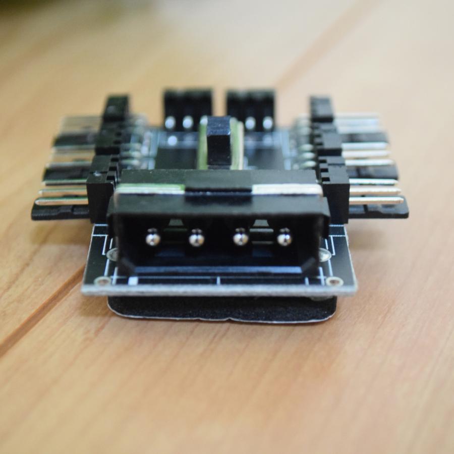 ファングッズ SATA SATA電源 】 3pin x 8口 冷却ファン ハブ 3ピンソケット