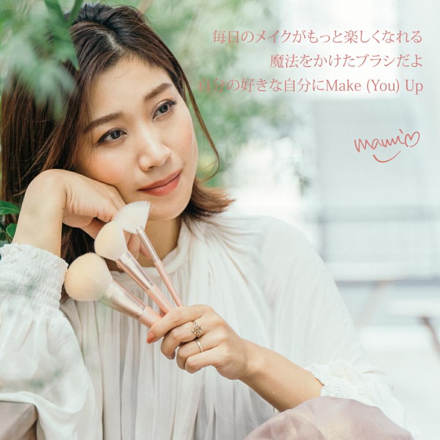 SIXPLUS mamiseto メイクブラシ 9本セット コラボ ポーチ付き SIXPLUS mamiseto メイクブラシ 9本セット コラボ ポーチ付き