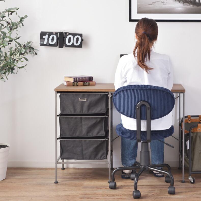 デスクチェア おしゃれ 疲れにくい チェア いす 椅子 キャスター付