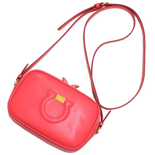 FERRAGAMO（フェラガモ） 送料無料 本物 極美品 ショルダーバッグ