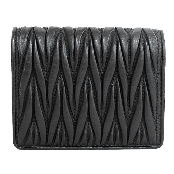 miu miu（ミュウミュウ） 送料無料 本物 美品 二つ折り財布 コンパクト
