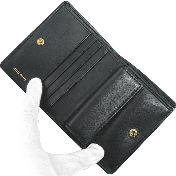 miu miu（ミュウミュウ） 送料無料 本物 美品 二つ折り財布 コンパクト