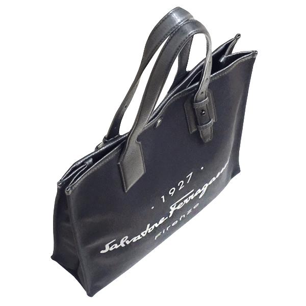 FERRAGAMO（フェラガモ） 送料無料 本物 極美品 Salvatore Ferragamo