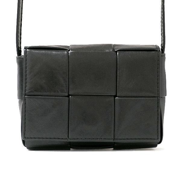 BOTTEGA VENETA 送料無料 本物 美品 キャンディカセット BOTTEGA VENETA 送料無料 本物 美品 キャンディカセット
