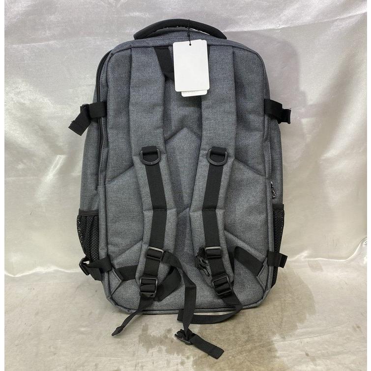 【未使用タグ付き品】D.KELLY ディーケリー スクエアデザイン バックパック リュック DK-B592 カラー：グレー 未使用タグ付き品】D.KELLY ディーケリー スクエアデザイン バック