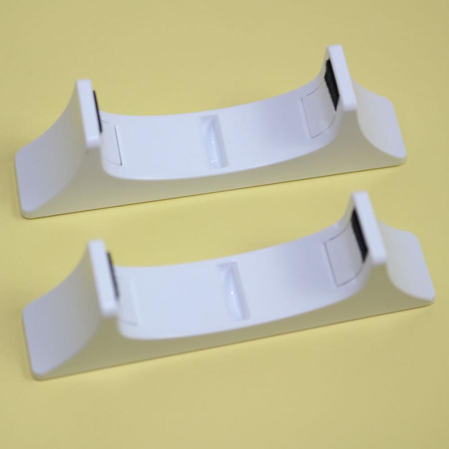 新品即納 Acc Wiiu Wii U本体縦置きスタンド Shiro シロ 任天堂純正品 Wup 009 1218 メディアワールド 通販 Yahoo ショッピング