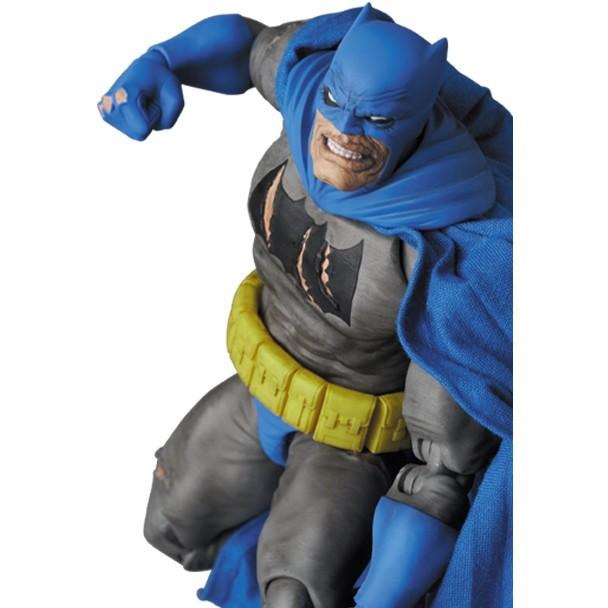 『新品』『お取り寄せ』{FIG} (再販) マフェックス No.119 MAFEX BATMAN(TDKR:The Dark Knight Triumphant) フィギュア メディコム・トイ(20251231)の画像