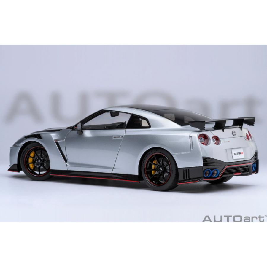 『予約安心出荷』{MDL}オートアート・コンポジットダイキャストモデル 1/18 日産 GT-R ニスモ スペシャルエディション(アルティメイトメタルシルバー) ミニカー｜media-world｜03