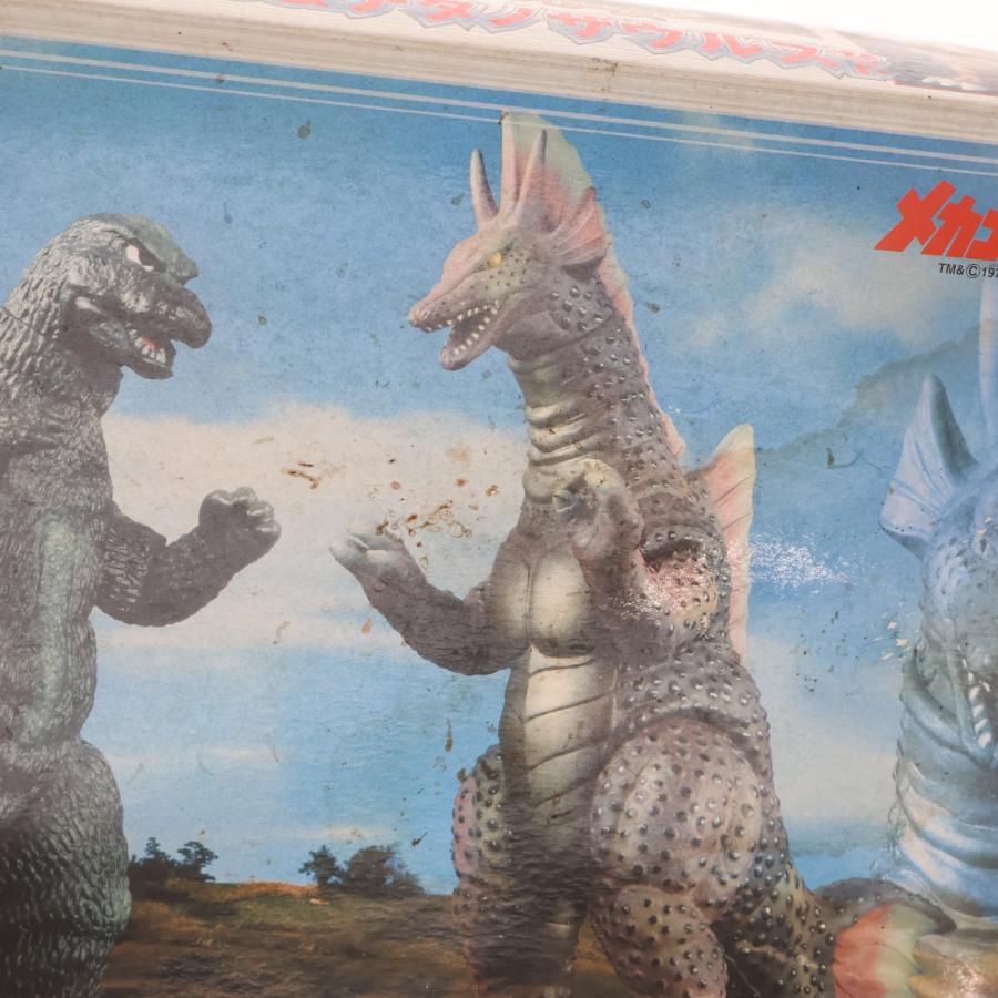 メカゴジラ1975 & チタノザウルス 2002年製　ゴジラ の逆襲　バンダイ メカゴジラ1975 & チタノザウルス 2002年製 ゴジラ の逆襲 バンダイ