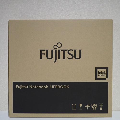 富士通（FUJITSU） 新品 14型 超薄型超軽量 ノートパソコン LIFEBOOK
