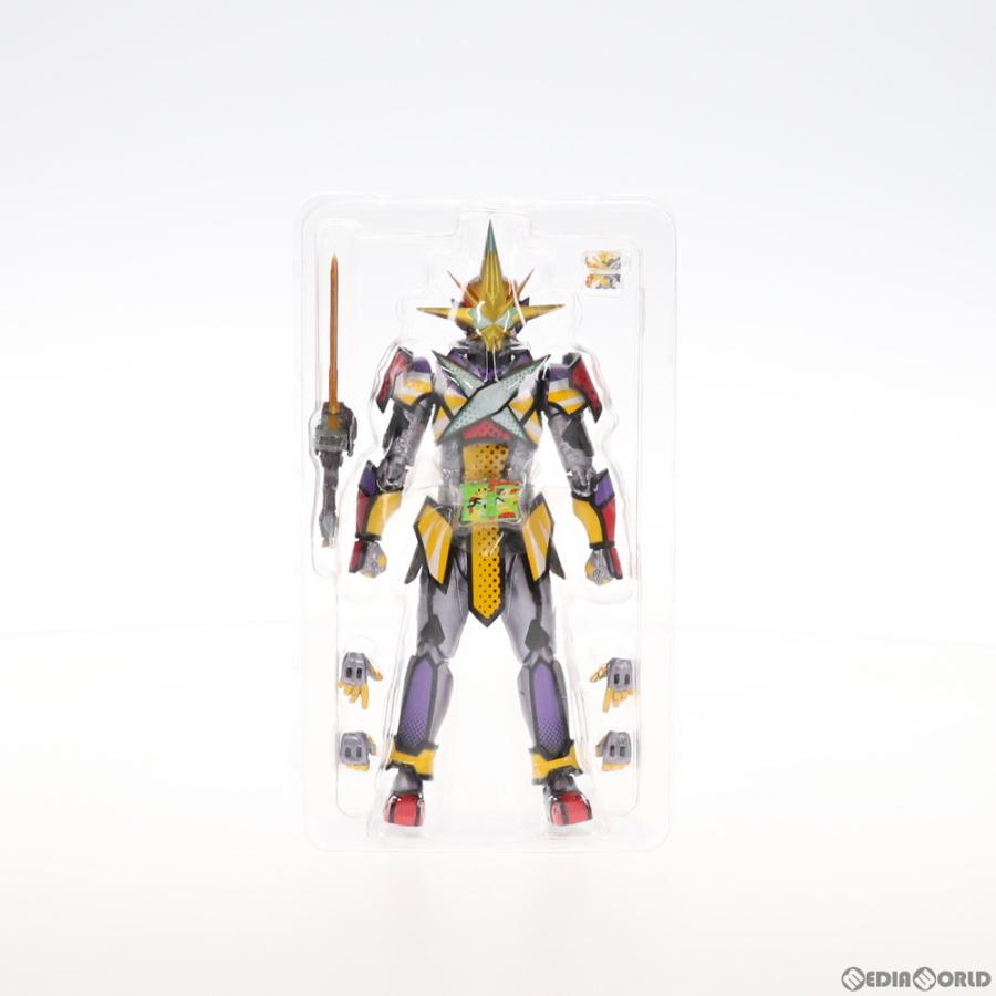 『中古即納』{FIG}魂ウェブ限定 S.H.Figuarts 仮面ライダー最光 金の武器 銀の武器/エックスソードマン 仮面ライダーセイバー フィギュア バンダイスピリッツ｜mediaworld-plus｜05