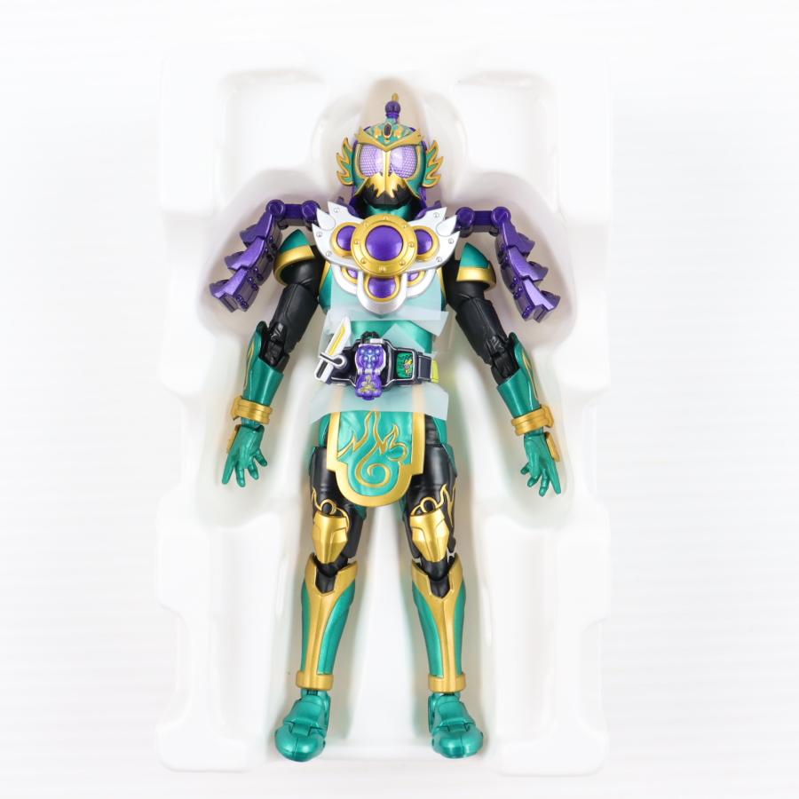 『中古即納』{FIG} 魂ウェブ商店限定 S.H.Figuarts 真骨彫製法 仮面ライダー龍玄 ブドウアームズ 仮面ライダー鎧武 フィギュア BSP(20250916)の画像