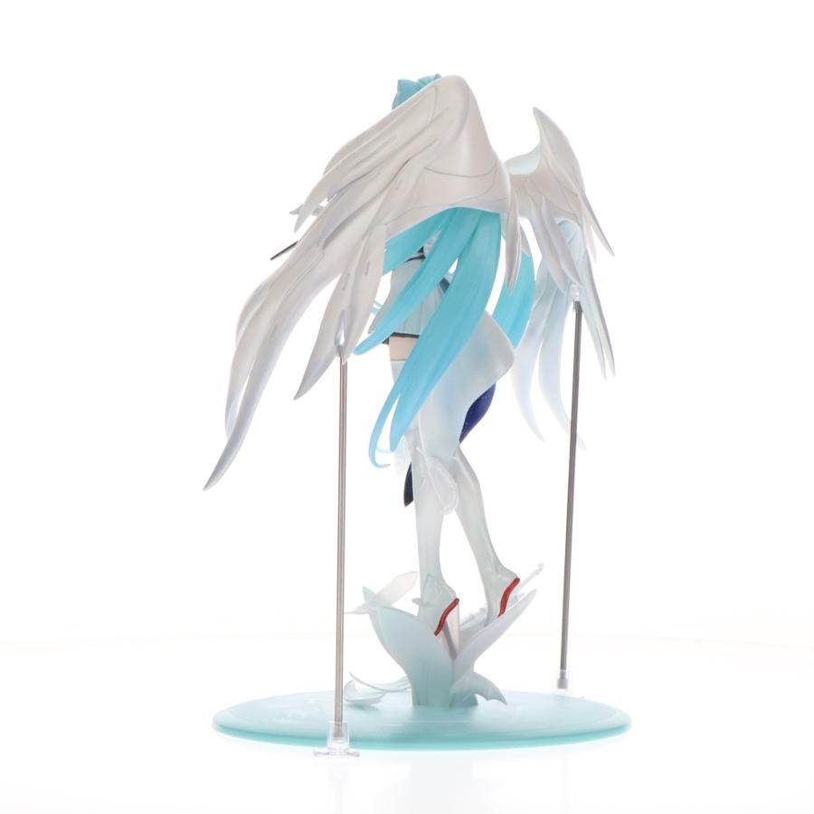 メガハウス 『中古即納』{FIG} Lucrea 初音ミク×ウイングガンダムゼロ