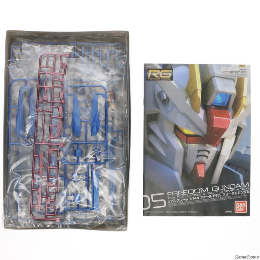 『中古即納』{PTM} ガンプラEXPO2012限定 RG 1/144 ZGMF-X10A フリーダムガンダム エクストラフィニッシュVer. 機動戦士ガンダム プラモデル バンダイ(20121130)の画像
