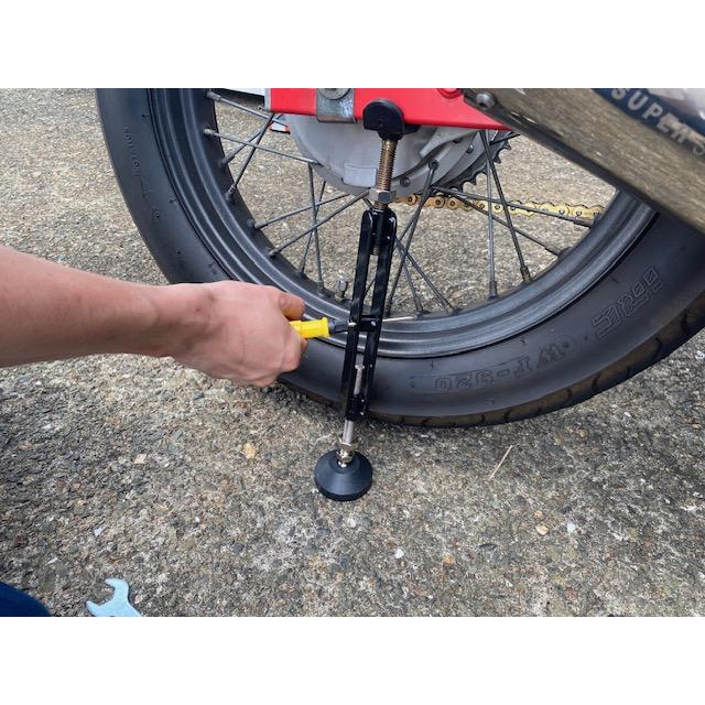 トミナガレーシングファクトリー バイク用メンテナンススタンド 林道
