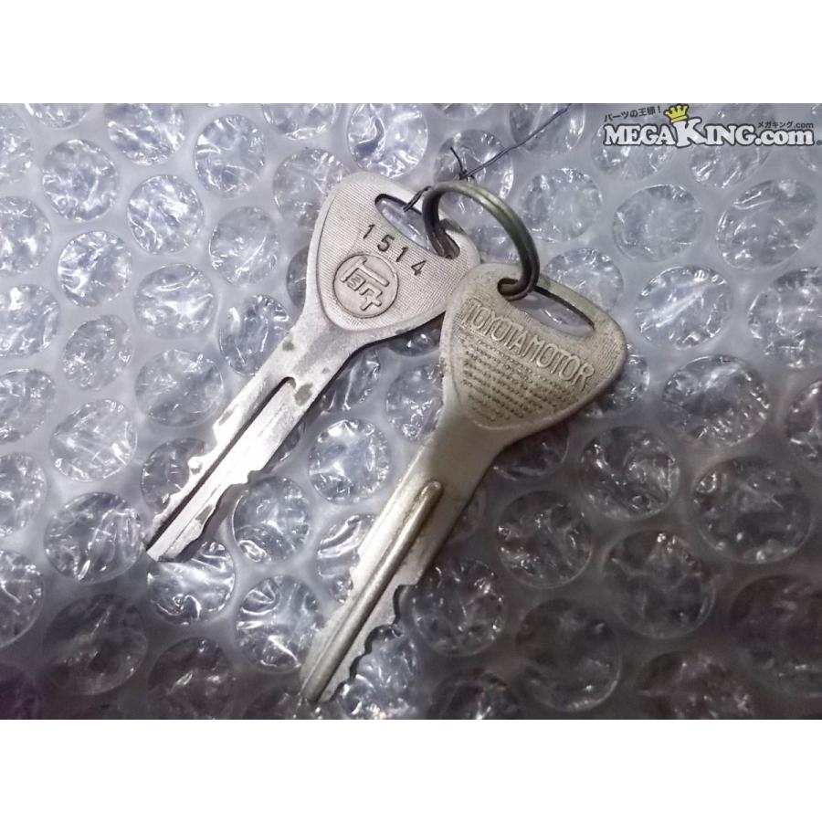 ☆美品☆コロナ バン 純正 ノーマル トランクヒンジ 鍵付き 旧車 RT40 