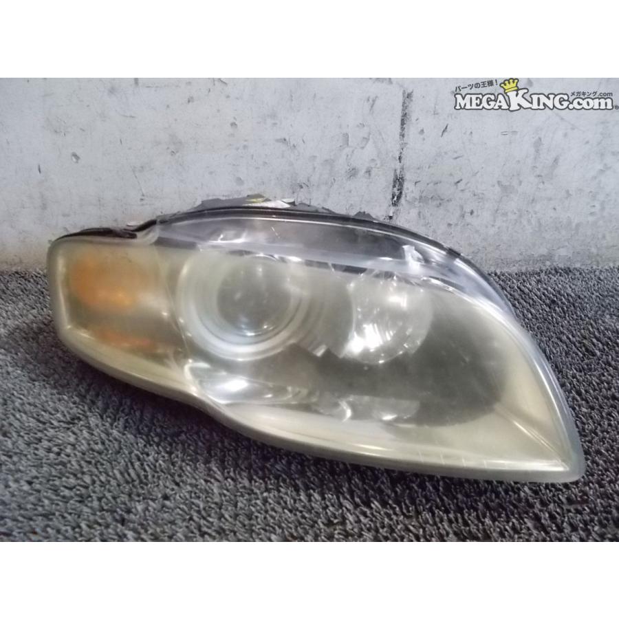 アウディ 8E B7 A4 ワゴン 左ハンドル 純正 ノーマル HID キセノン