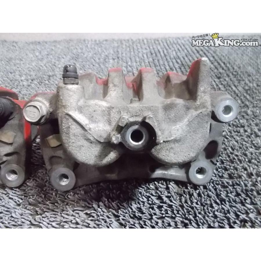 86 ZN6 ハチロク 純正 ノーマル フロント ブレーキキャリパー 17インチ