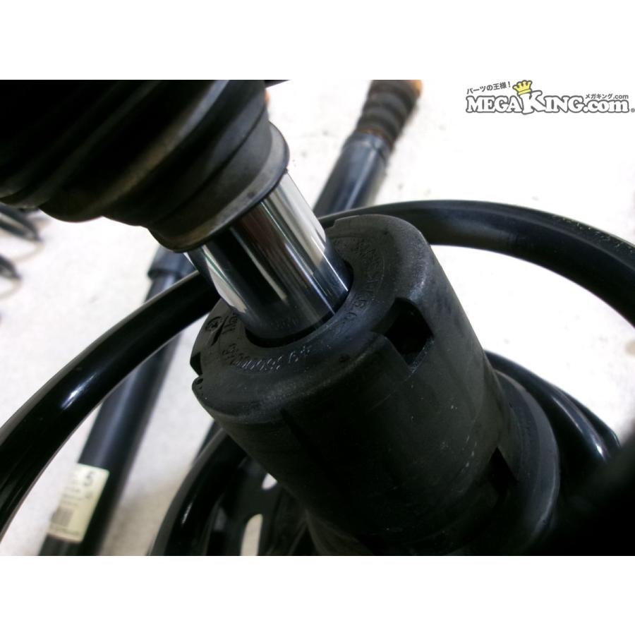 フォルクスワーゲン Touran トゥーラン 純正 SACHS ショック