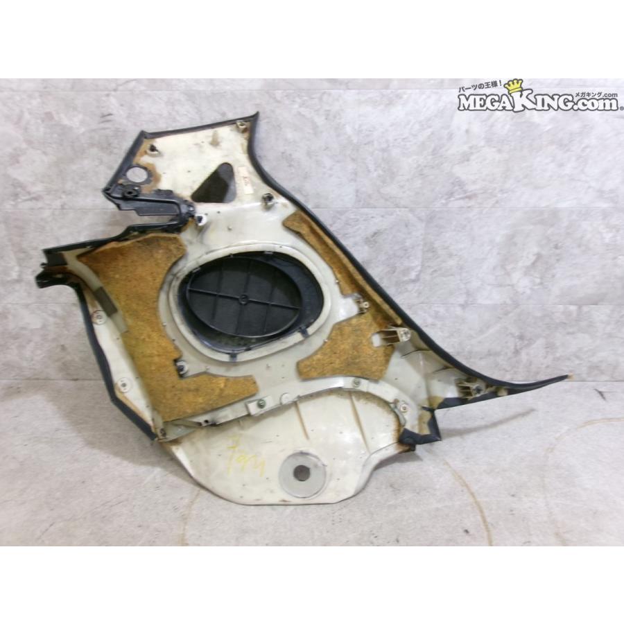 FD3S RX-7 RX7 純正 ノーマル リア リヤ クォーターパネル トリム 右