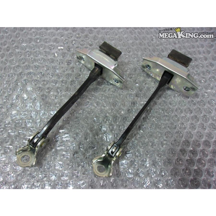 ☆新車外し☆200系 ハイエース 8型 純正 ノーマル フロント ドアヒンジ