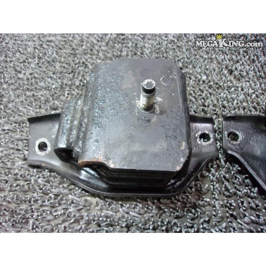 GC8 インプレッサ F型 純正 ノーマル エンジンマウント 41022AA080