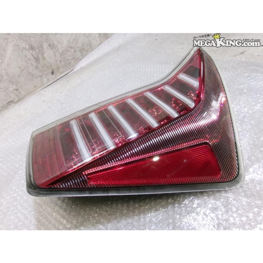 ZVW30 プリウス 社外 テールランプ テールライト 左右 点灯OK / 2T2