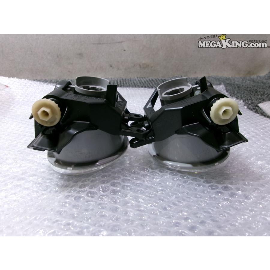 トヨタ純正　フォグランプ　81211-52053 ☆未使用☆トヨタ 純正 ノーマル フォグランプ 左右 81211-12230 KOITO